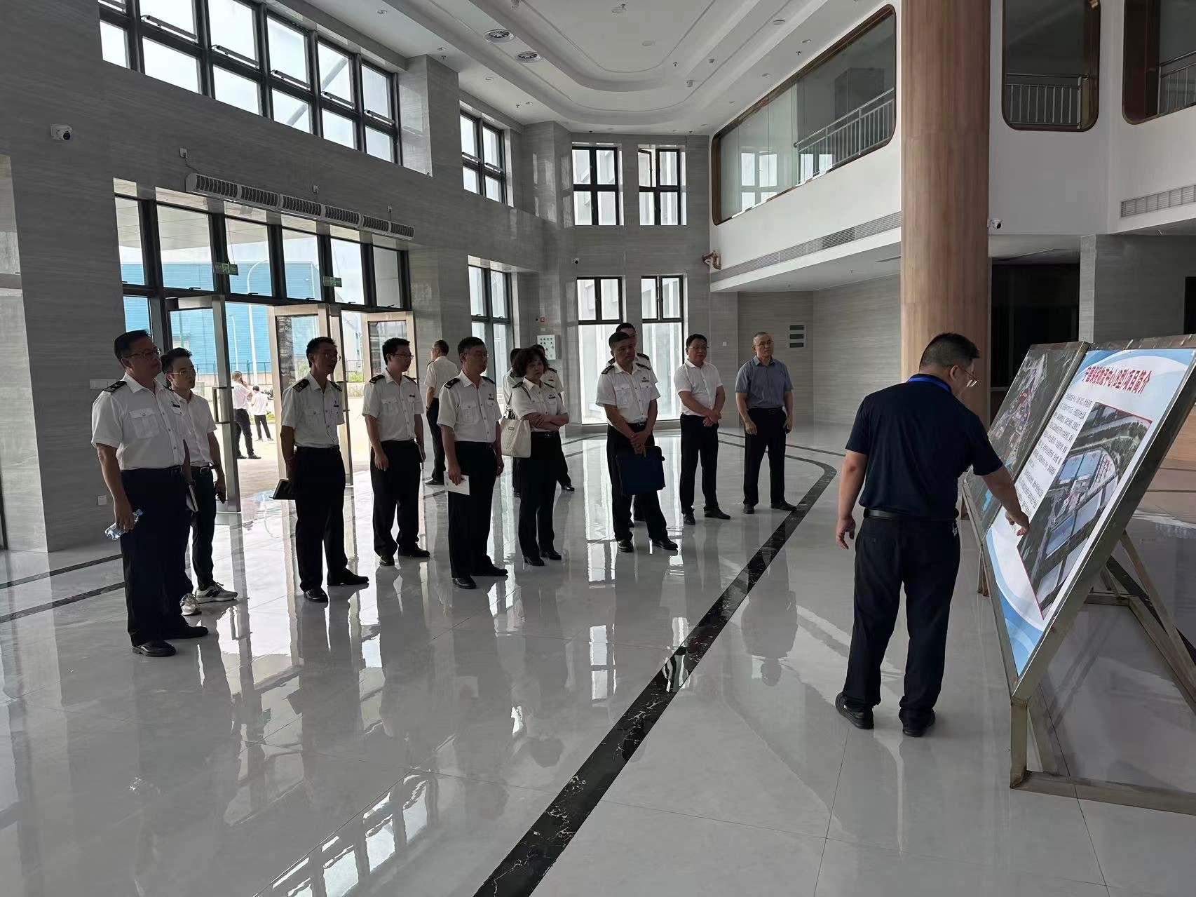 福州海關相關領導深入寧德保稅物流中心（B保）項目調研，蔡慧銘拍攝1.jpg